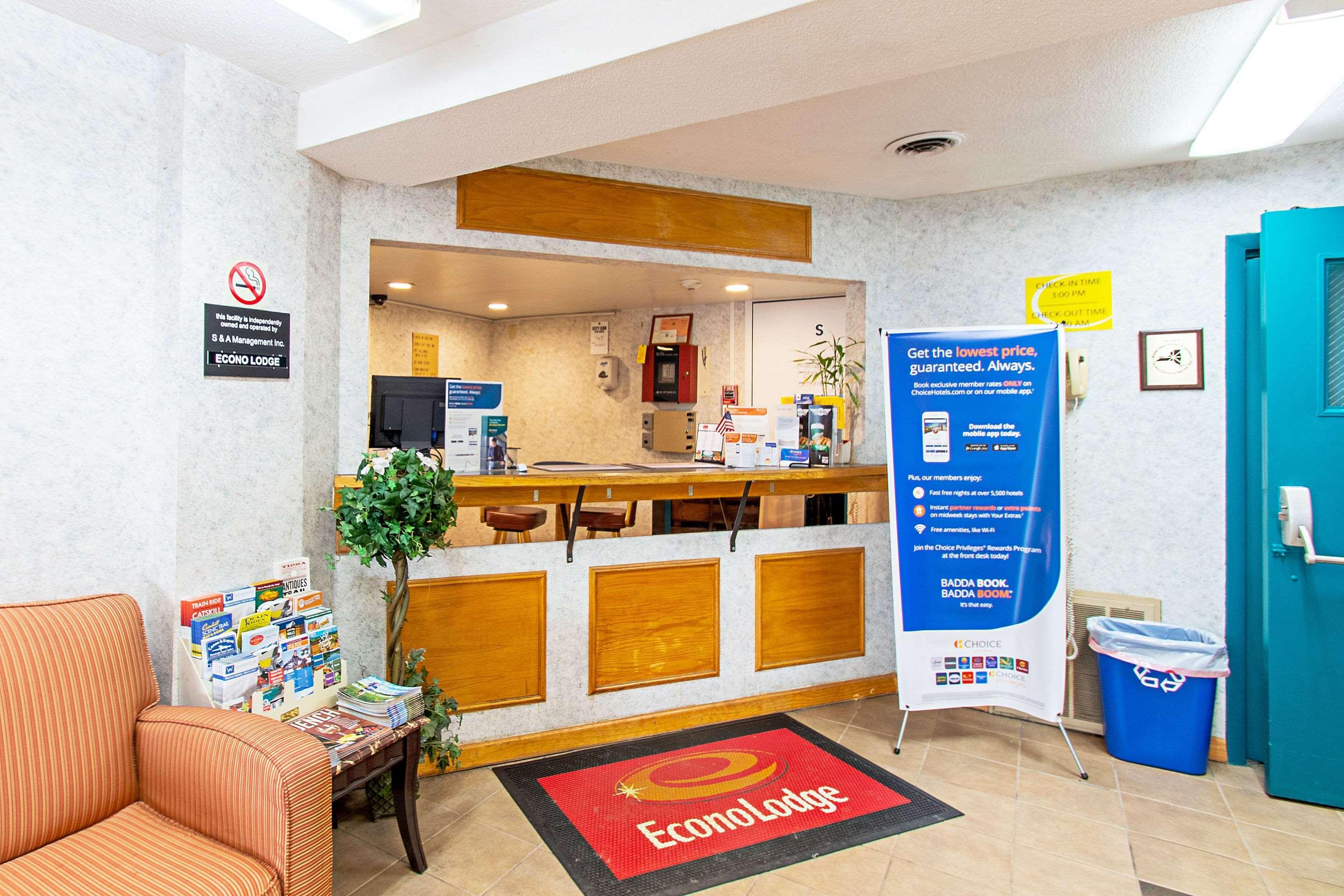Econo Lodge Utica Dış mekan fotoğraf