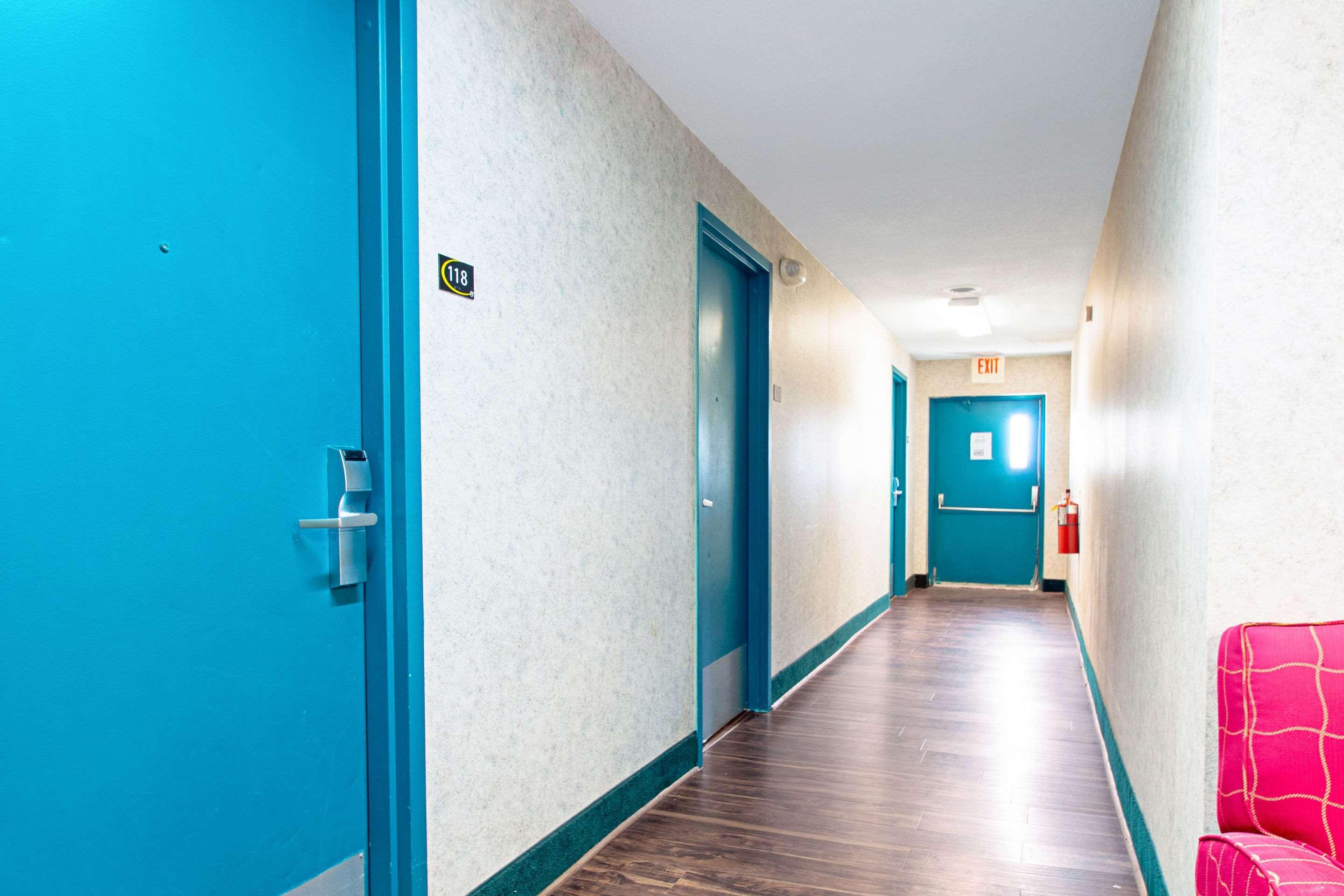 Econo Lodge Utica Dış mekan fotoğraf