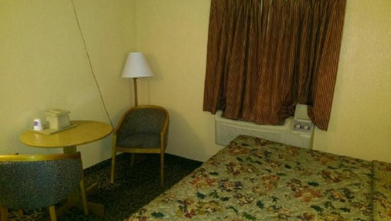 Econo Lodge Utica Dış mekan fotoğraf