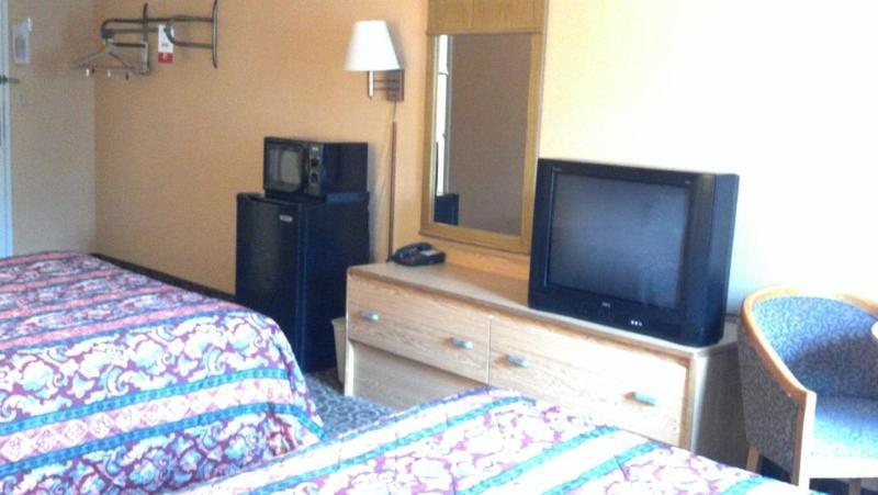 Econo Lodge Utica Dış mekan fotoğraf