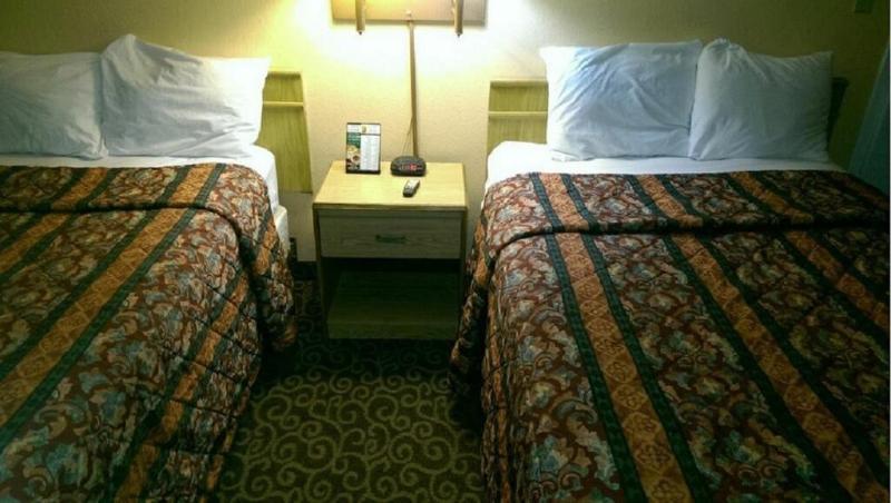 Econo Lodge Utica Dış mekan fotoğraf